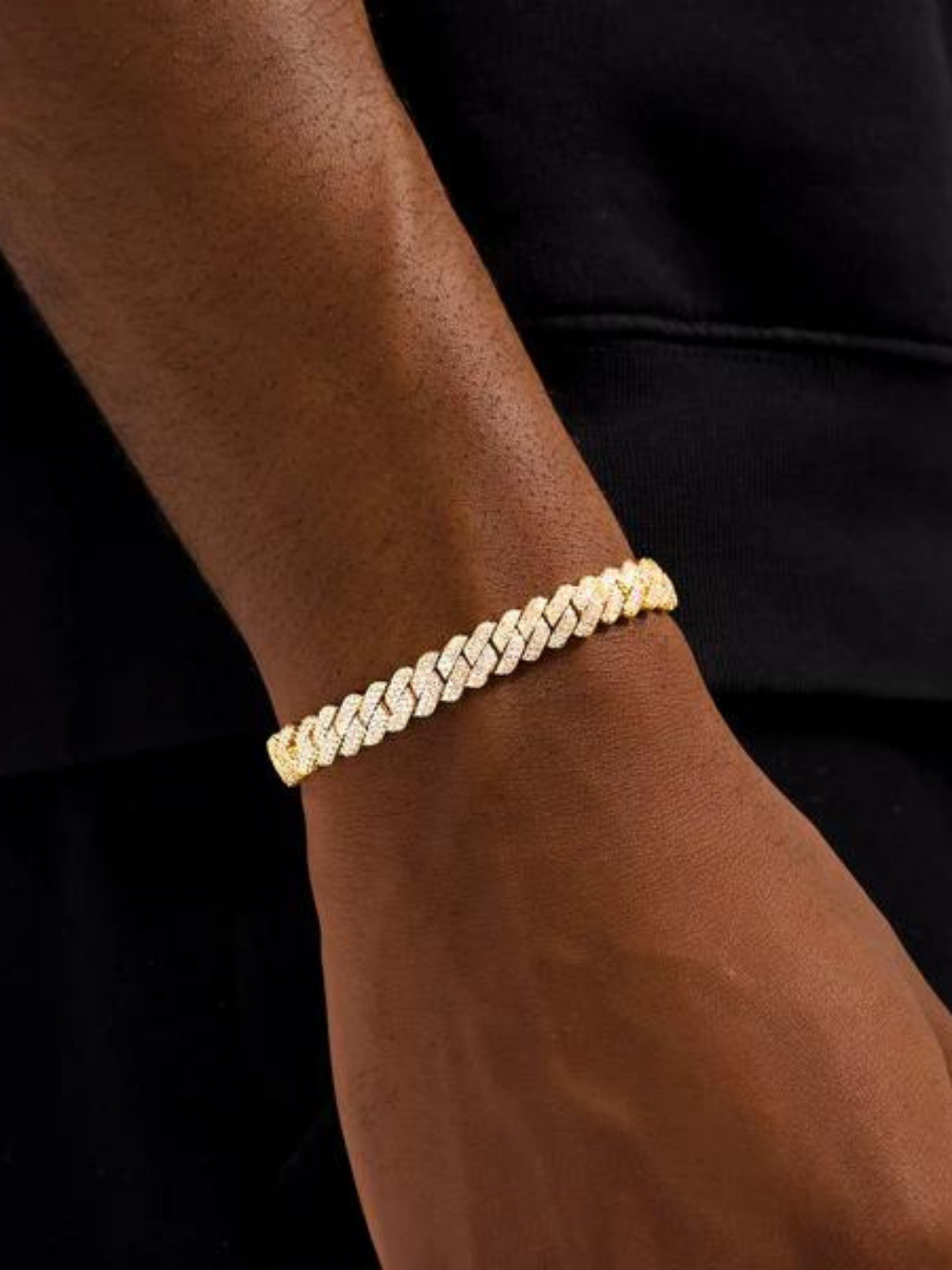 18k Gold Diamond Prong Bracelet (8mm)